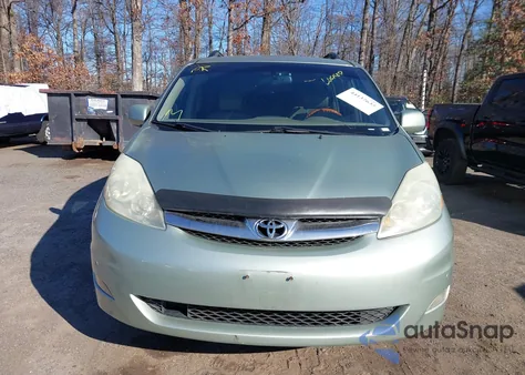 2006 Toyota Sienna Xle Limited z USA, uszkodzony, nr VIN 5TDBA22C06S071326